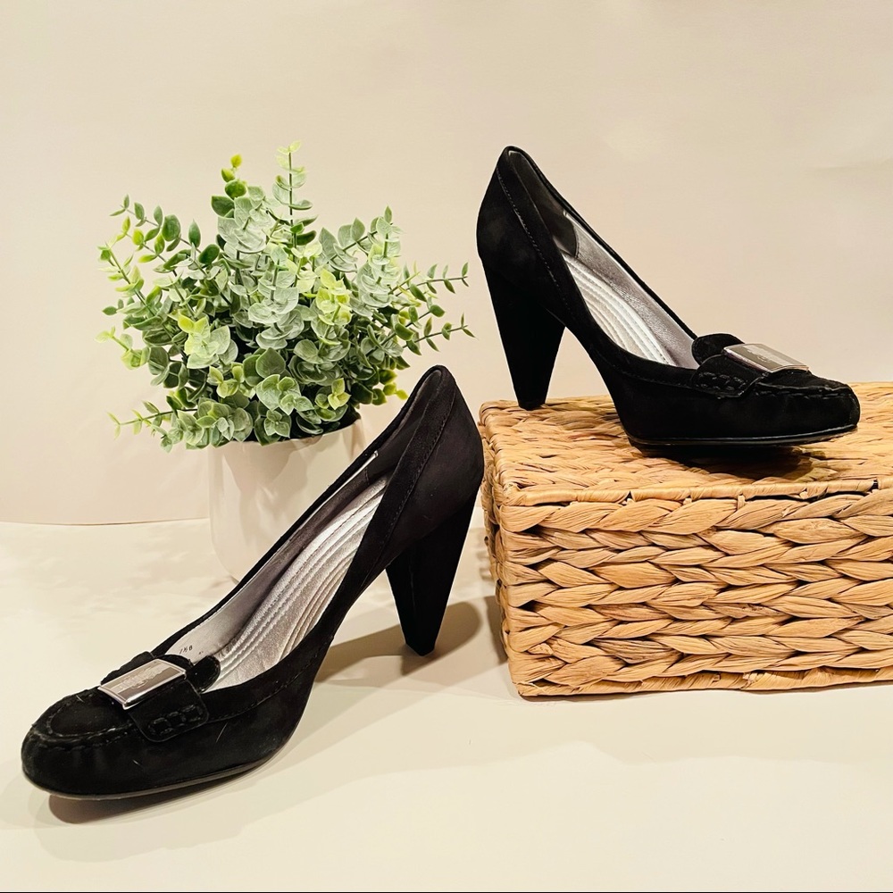 COACH Kandace Suede Black Mary Jane Style Pumps | Size 7.5